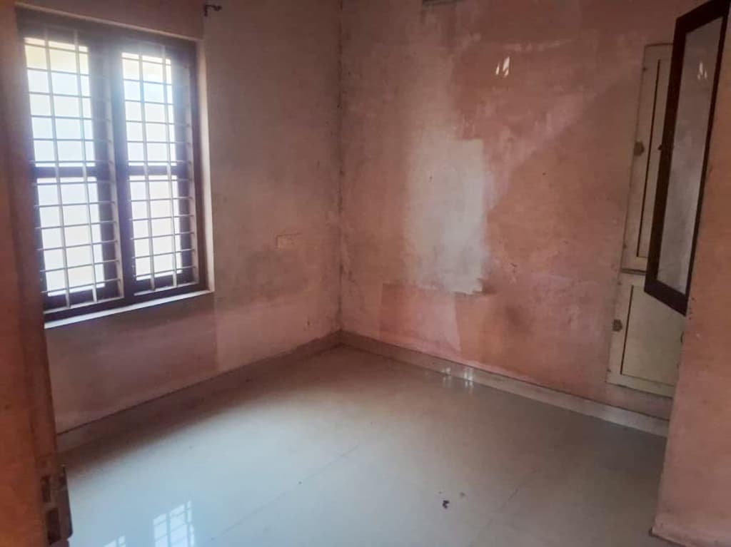 Property Photos 18