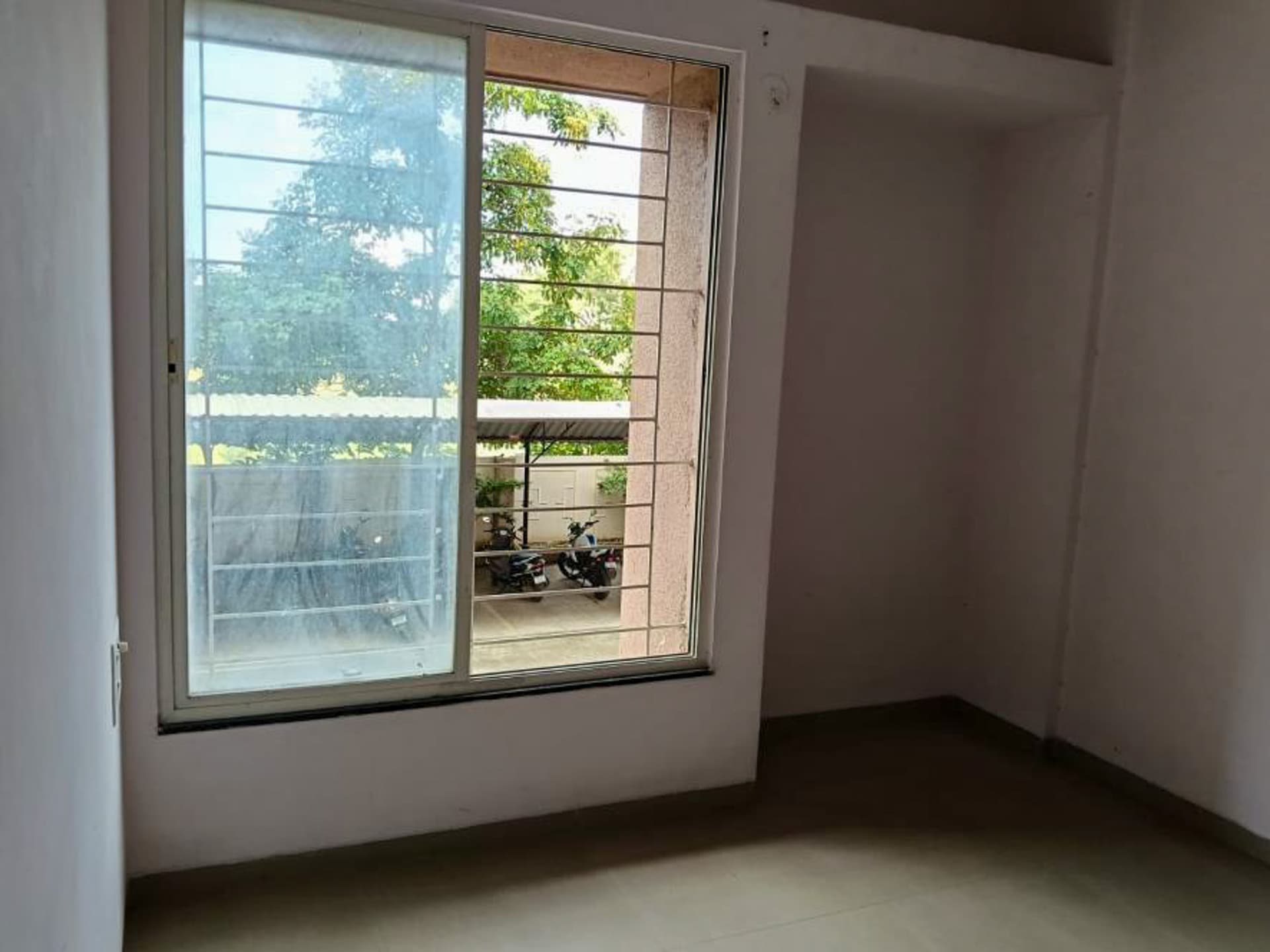 Property Photos 16