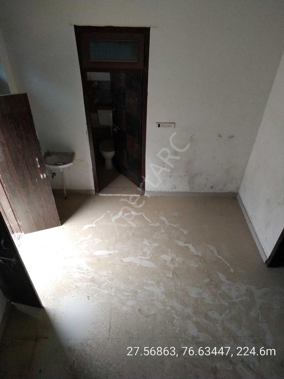 Property Photos 7