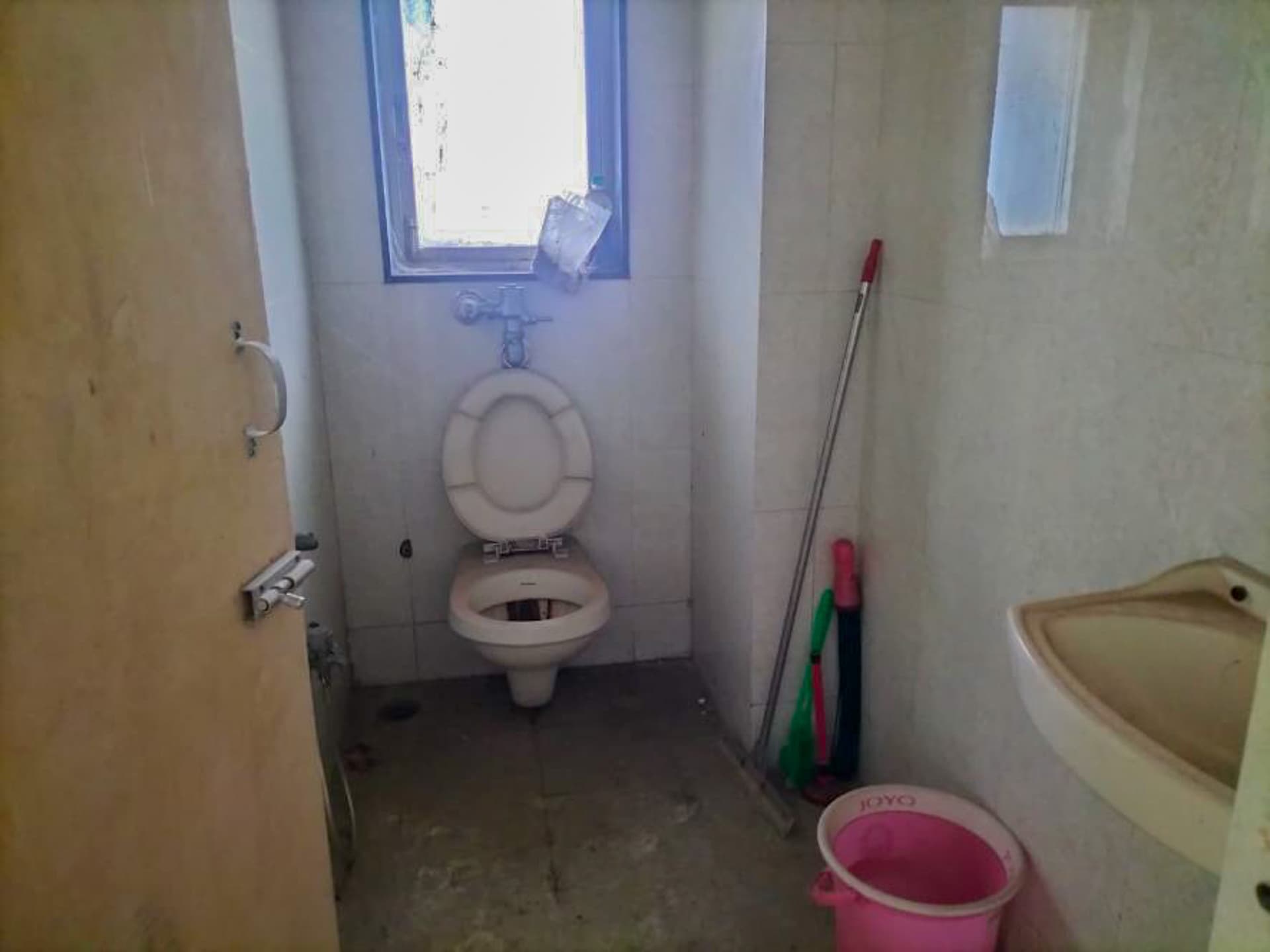 Property Photos 17