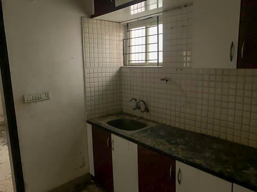 Property Photos 13