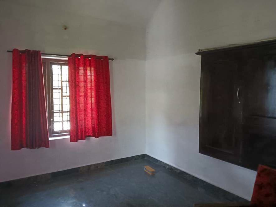 Property Photos 6