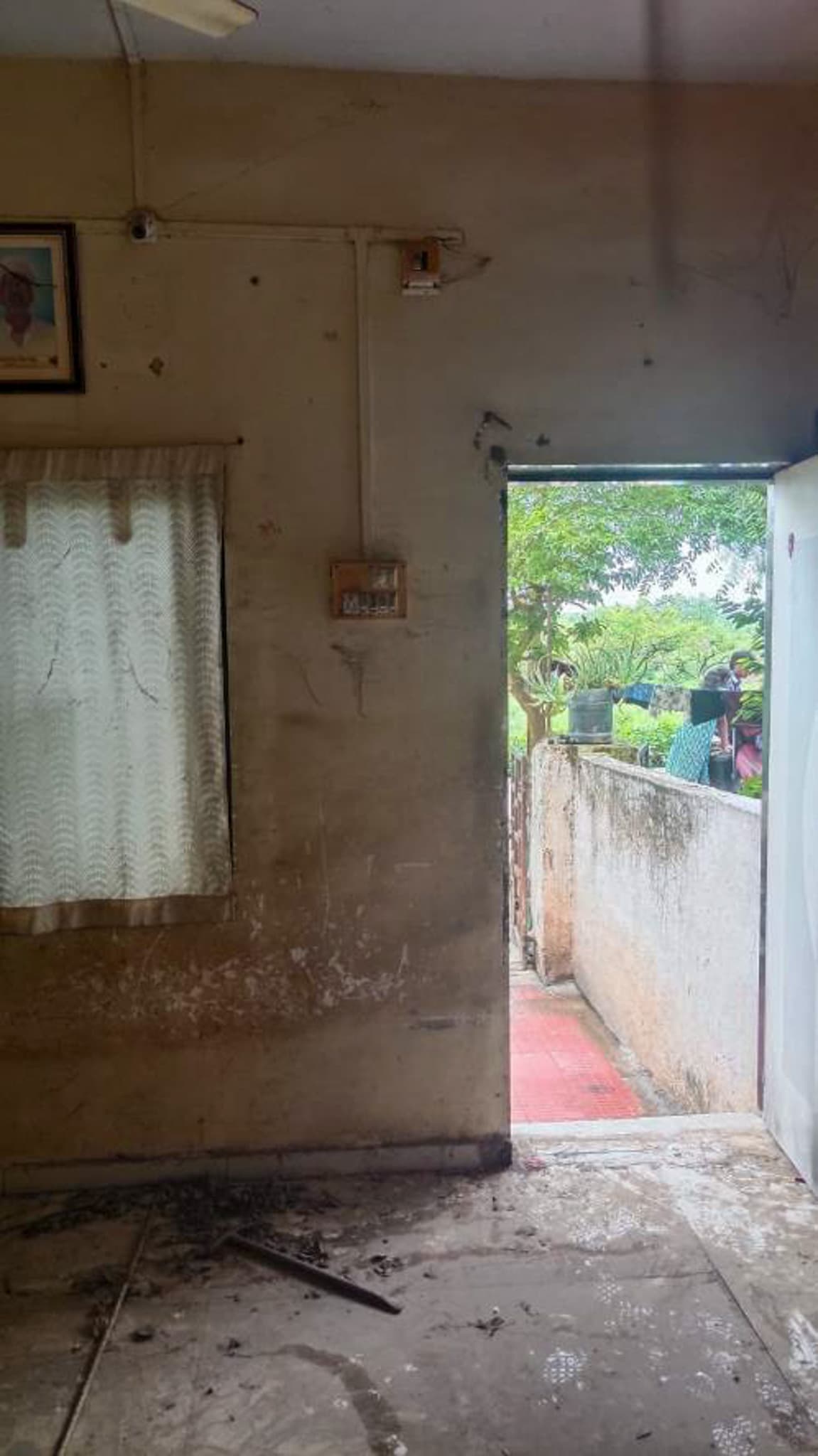 Property Photos 8