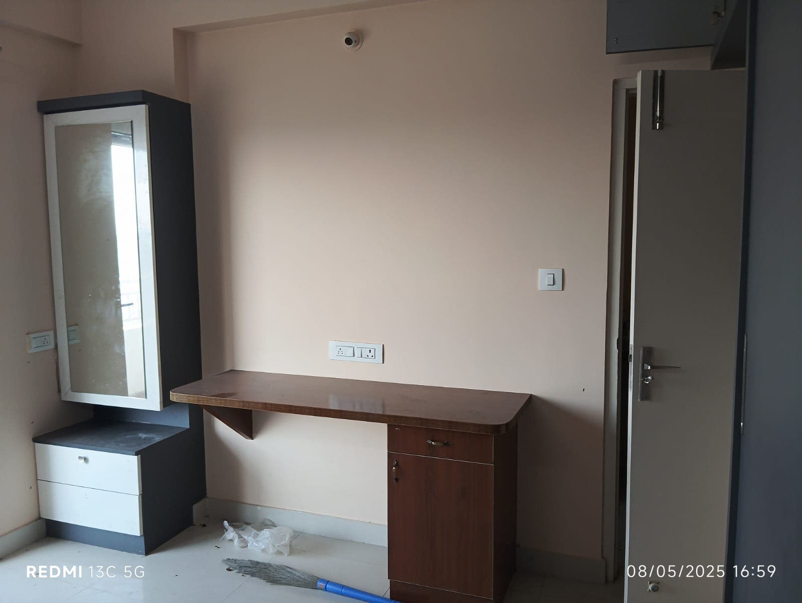 Property Photos 15