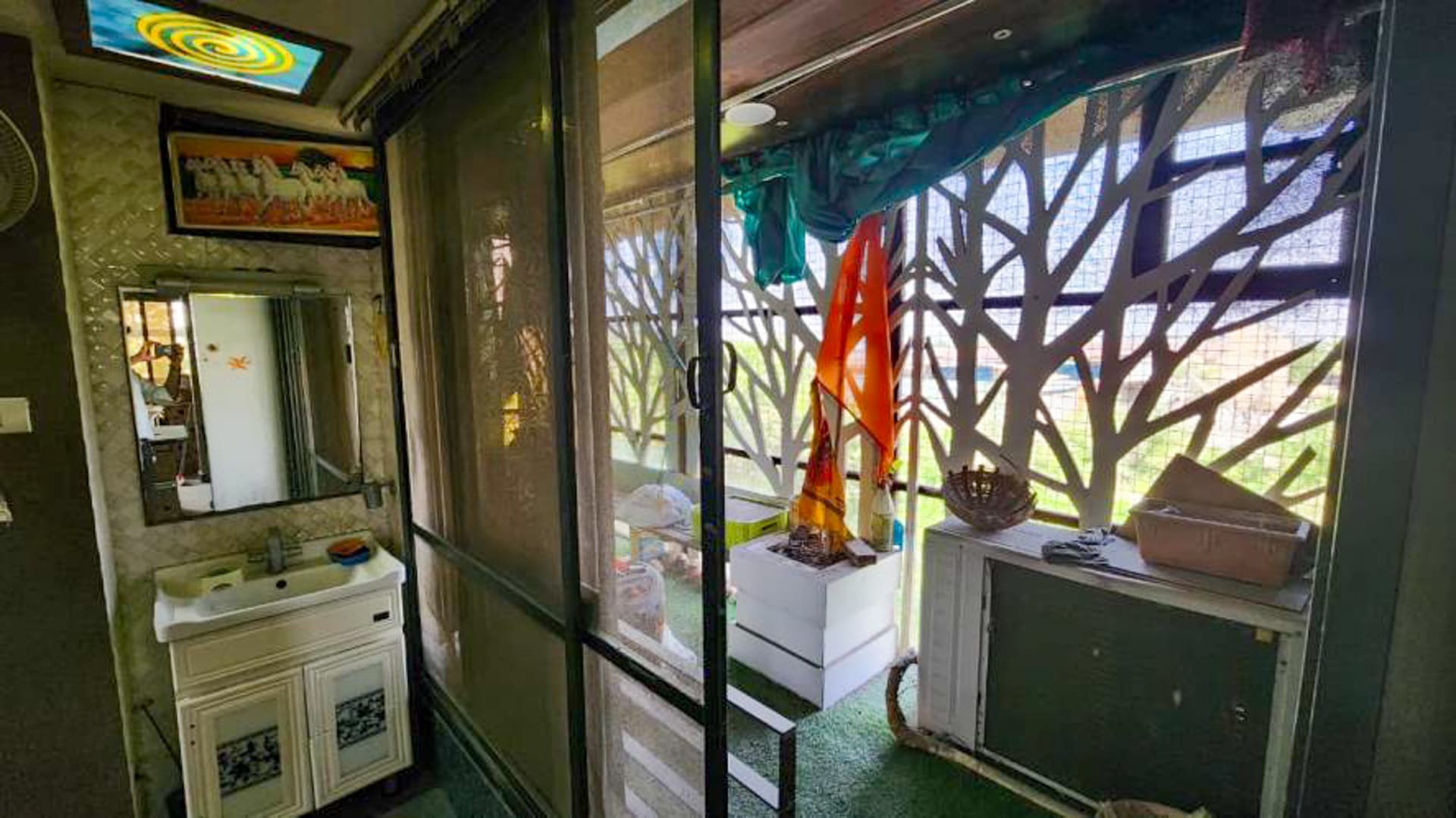 Property Photos 8