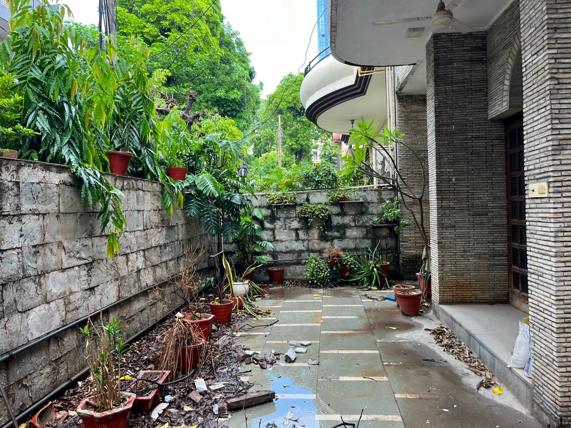 Property Photos 26