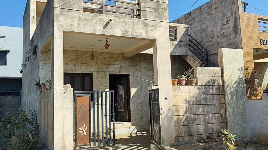 Property Photos 16