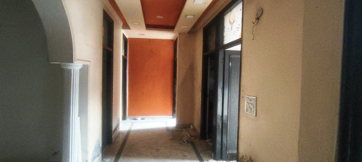 Property Photos 15