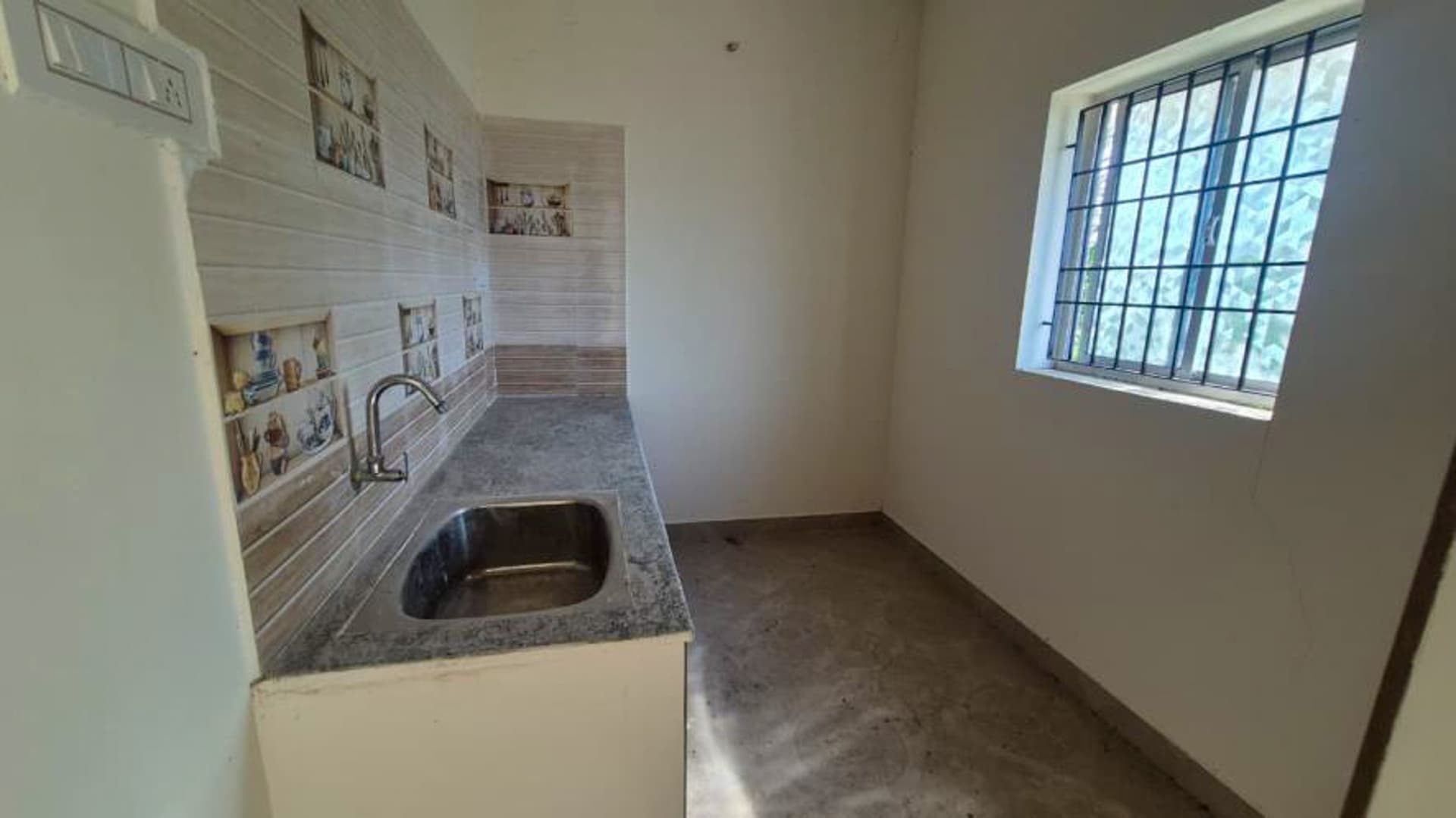 Property Photos 14