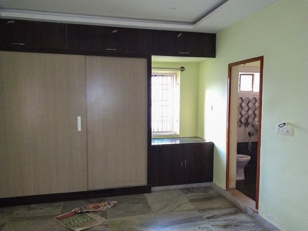 Property Photos 8