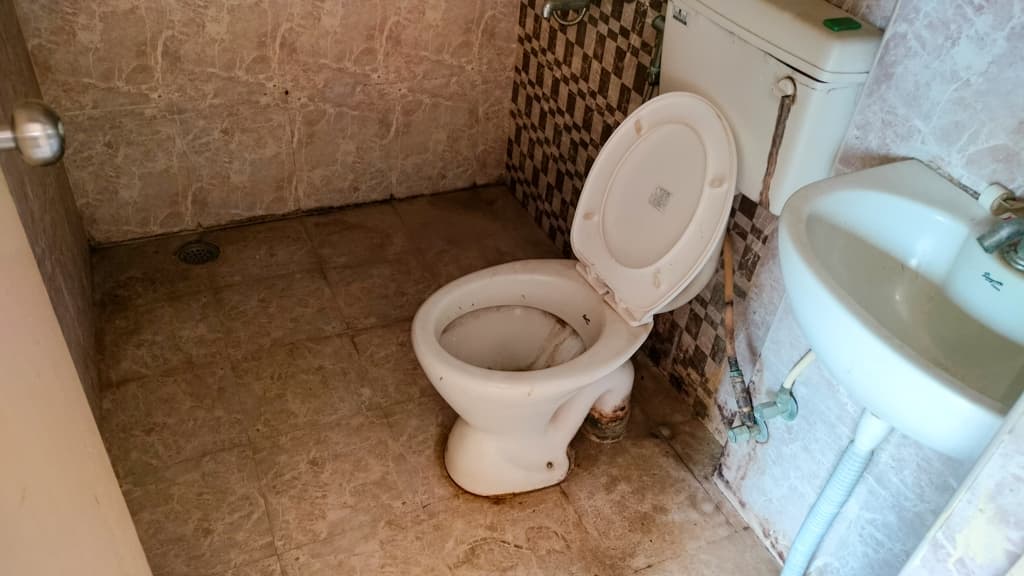 Property Photos 7
