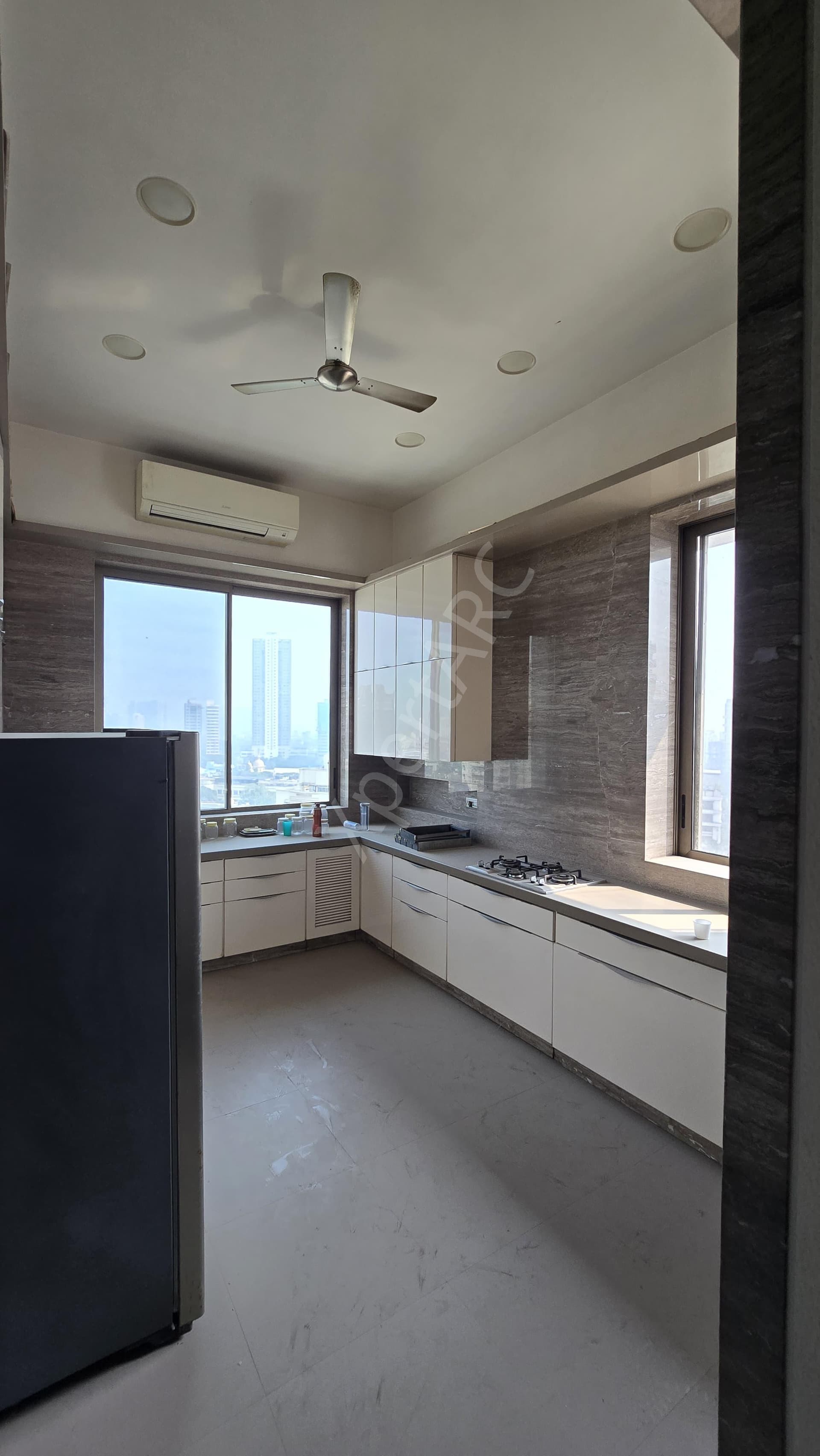 Property Photos 6