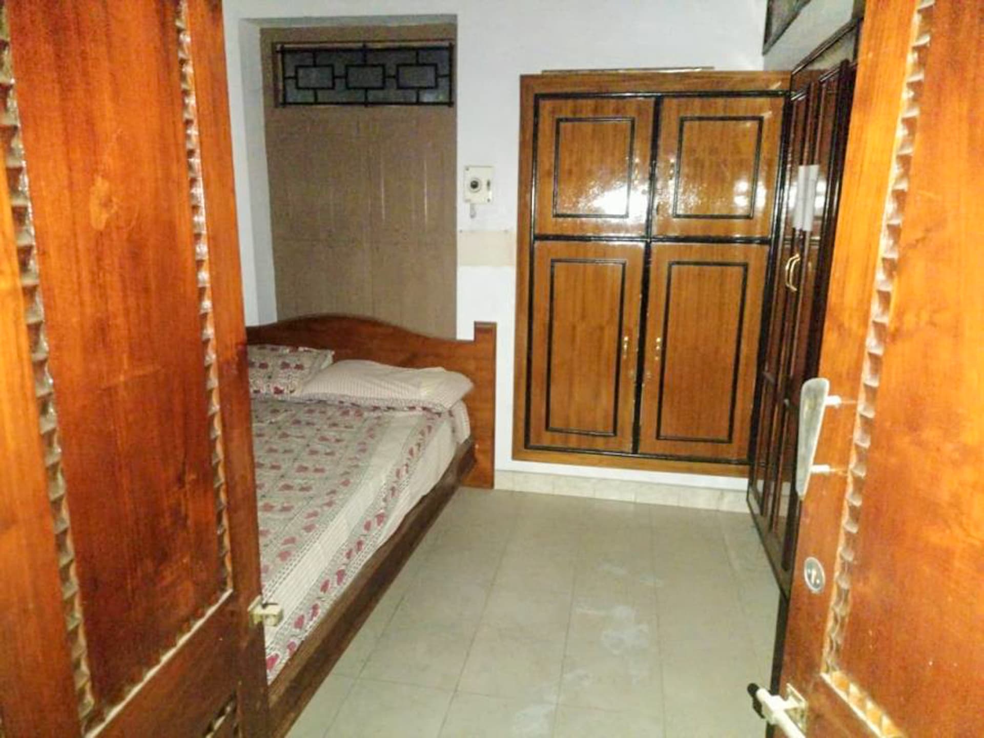 Property Photos 8
