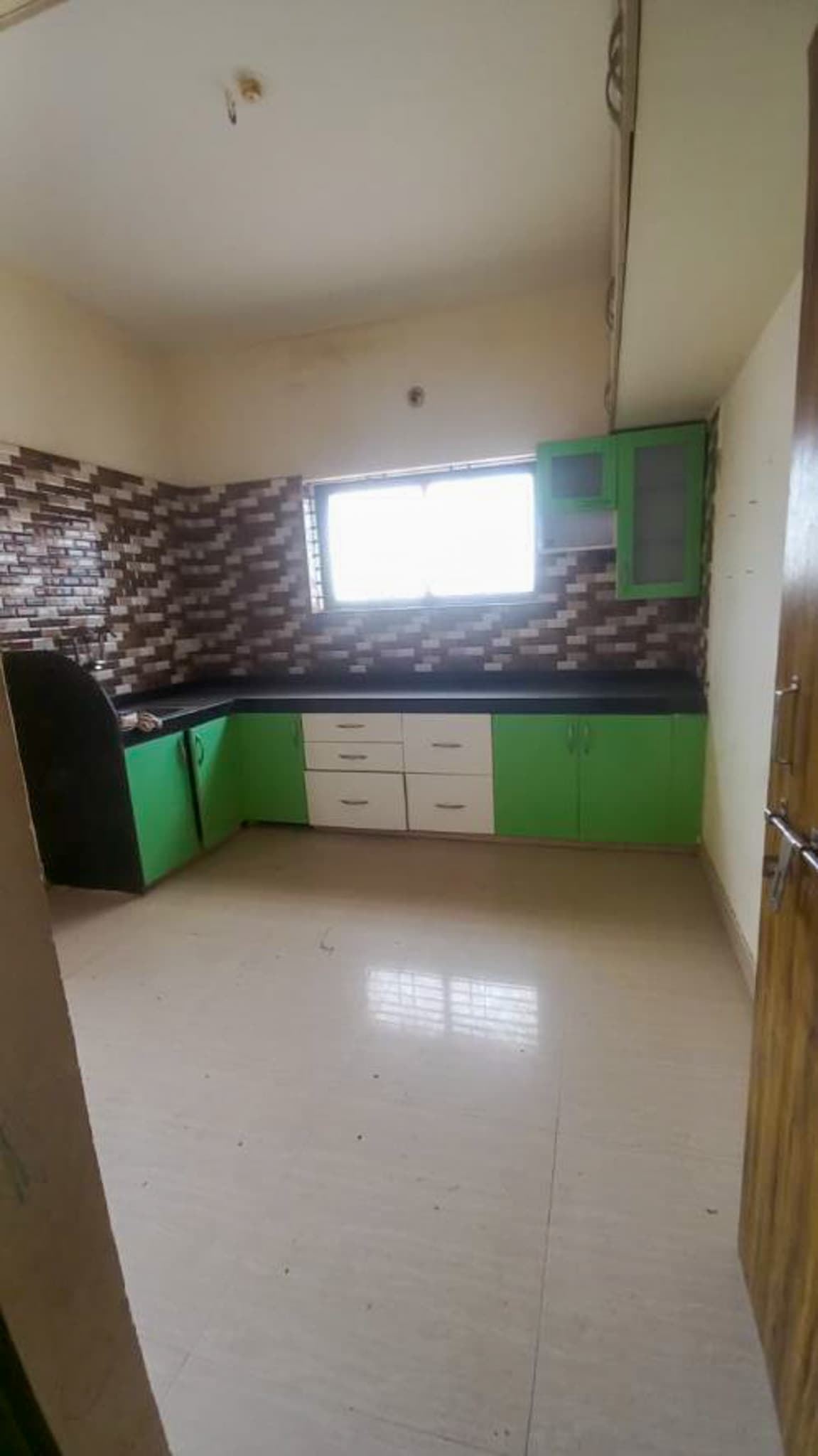 Property Photos 7