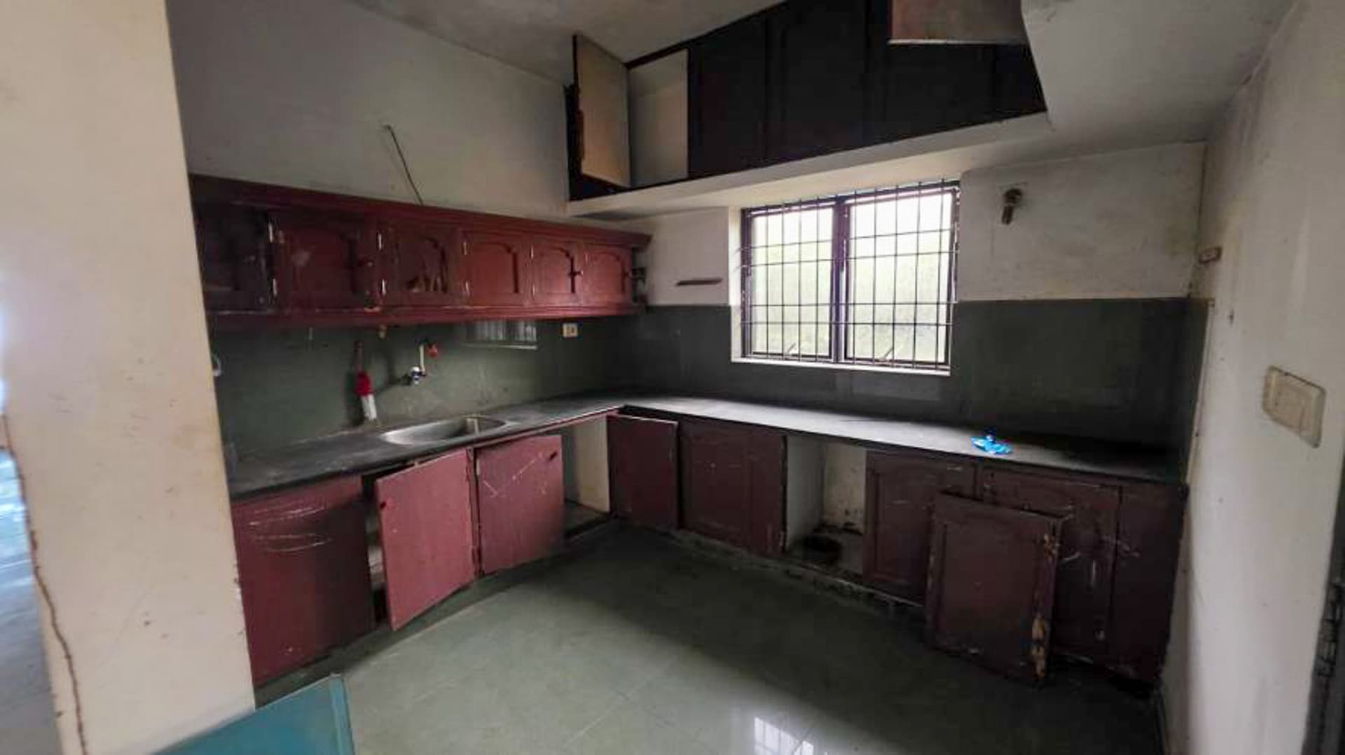 Property Photos 14