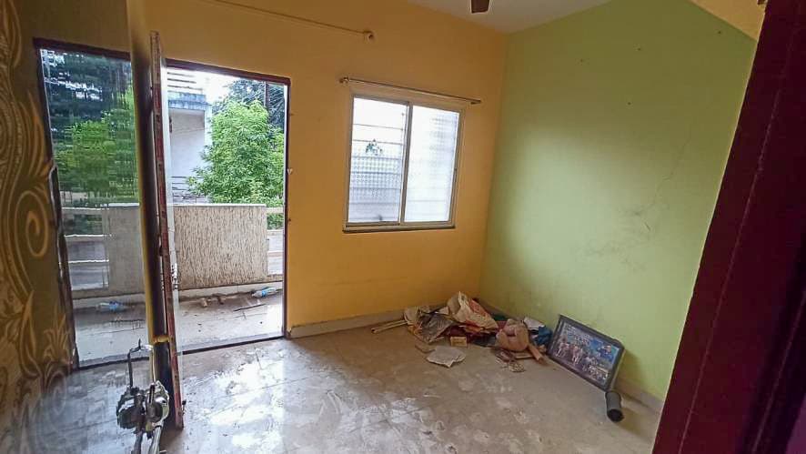 Property Photos 8