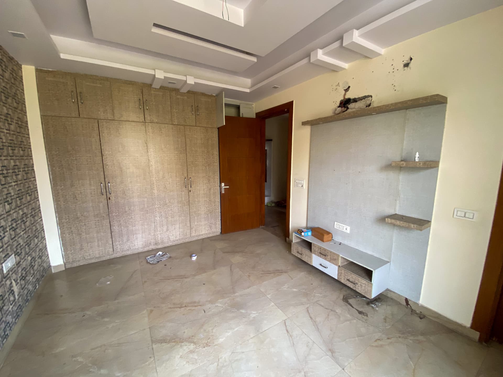 Property Photos 12