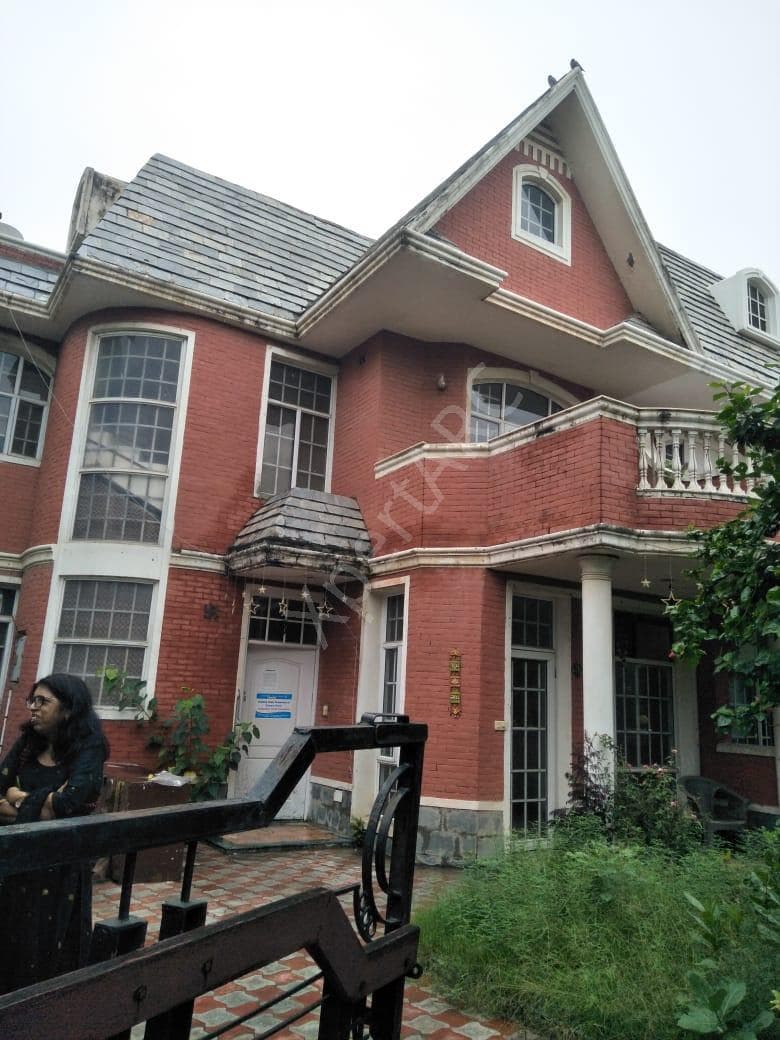 Property Photos 29