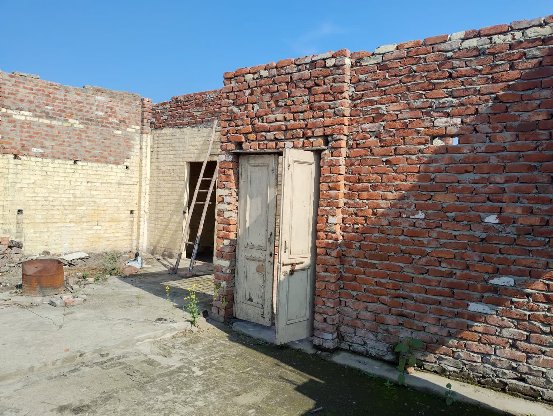 Property Photos 23