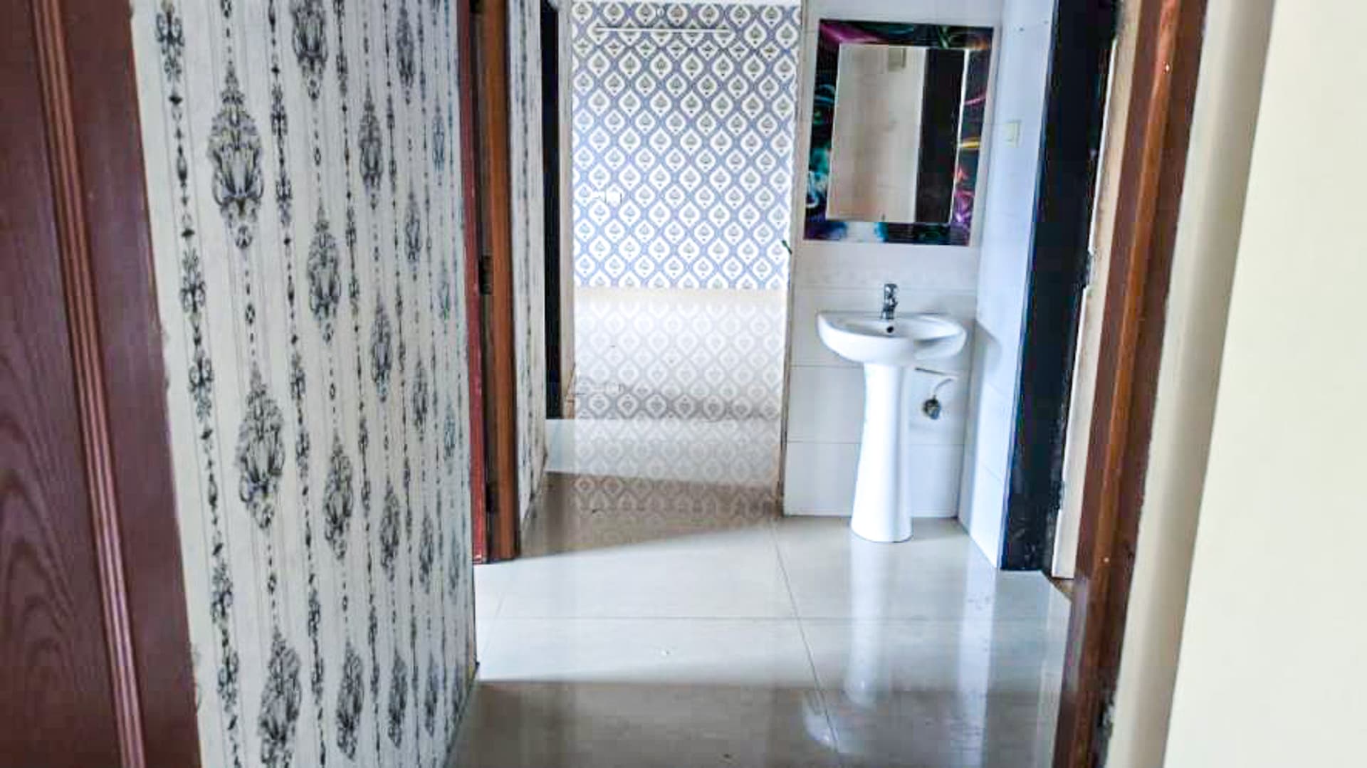 Property Photos 10