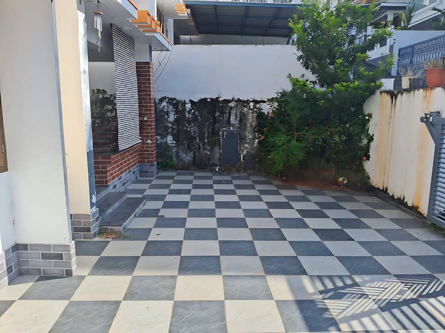 Property Photos 25
