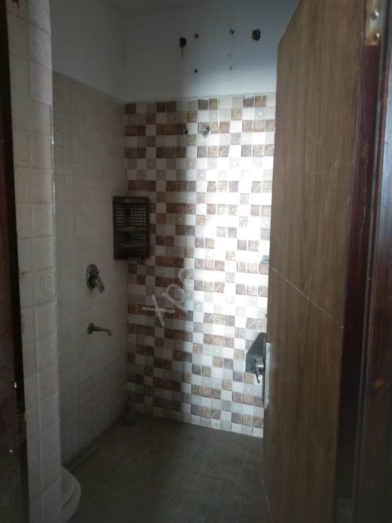 Property Photos 30