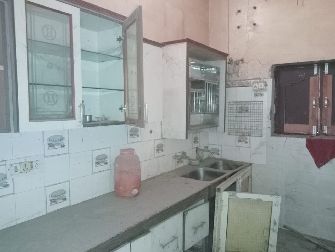Property Photos 18