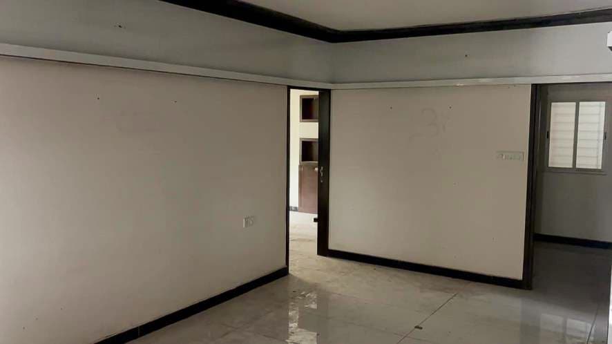 Property Photos 16