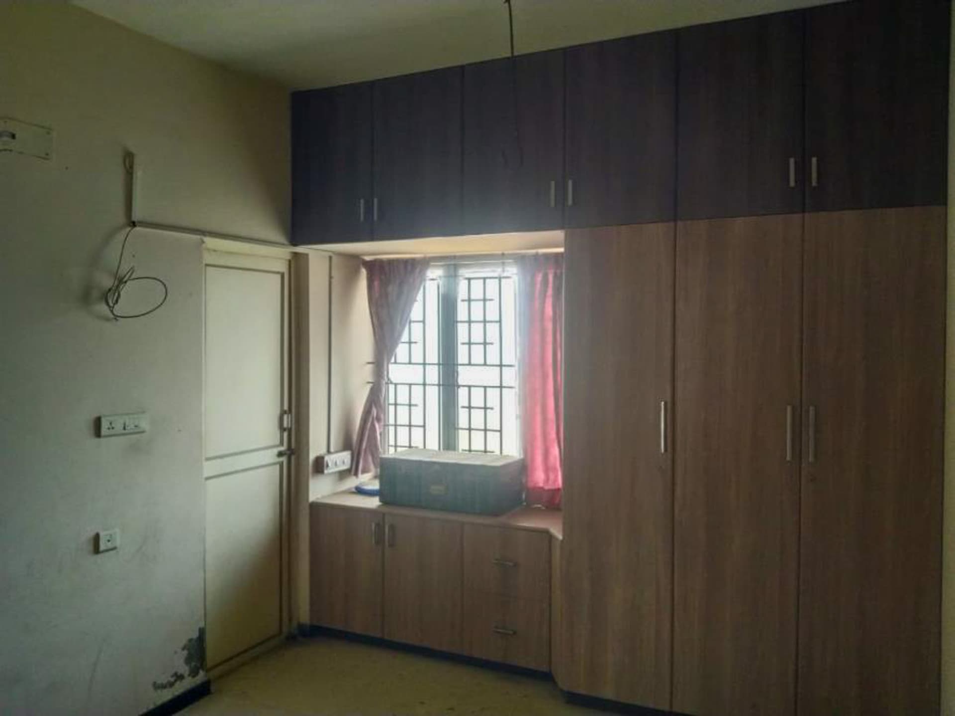 Property Photos 8