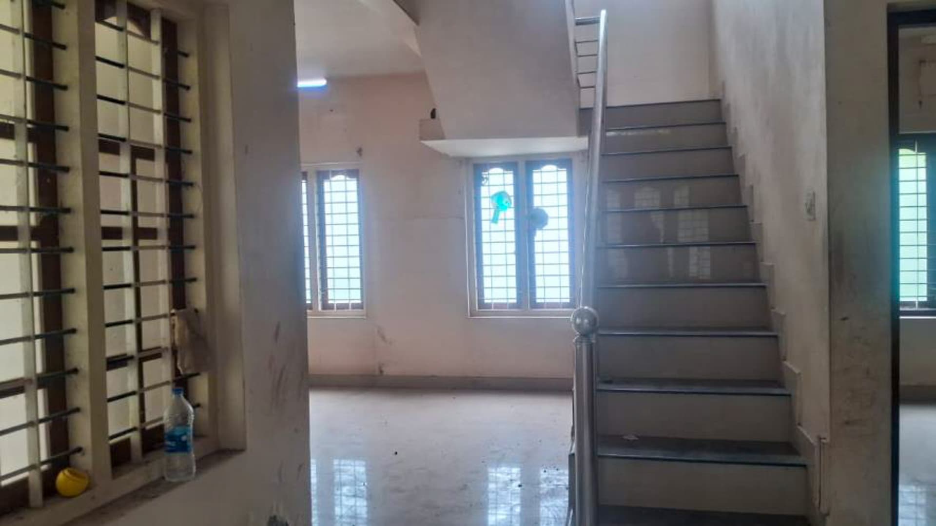 Property Photos 16