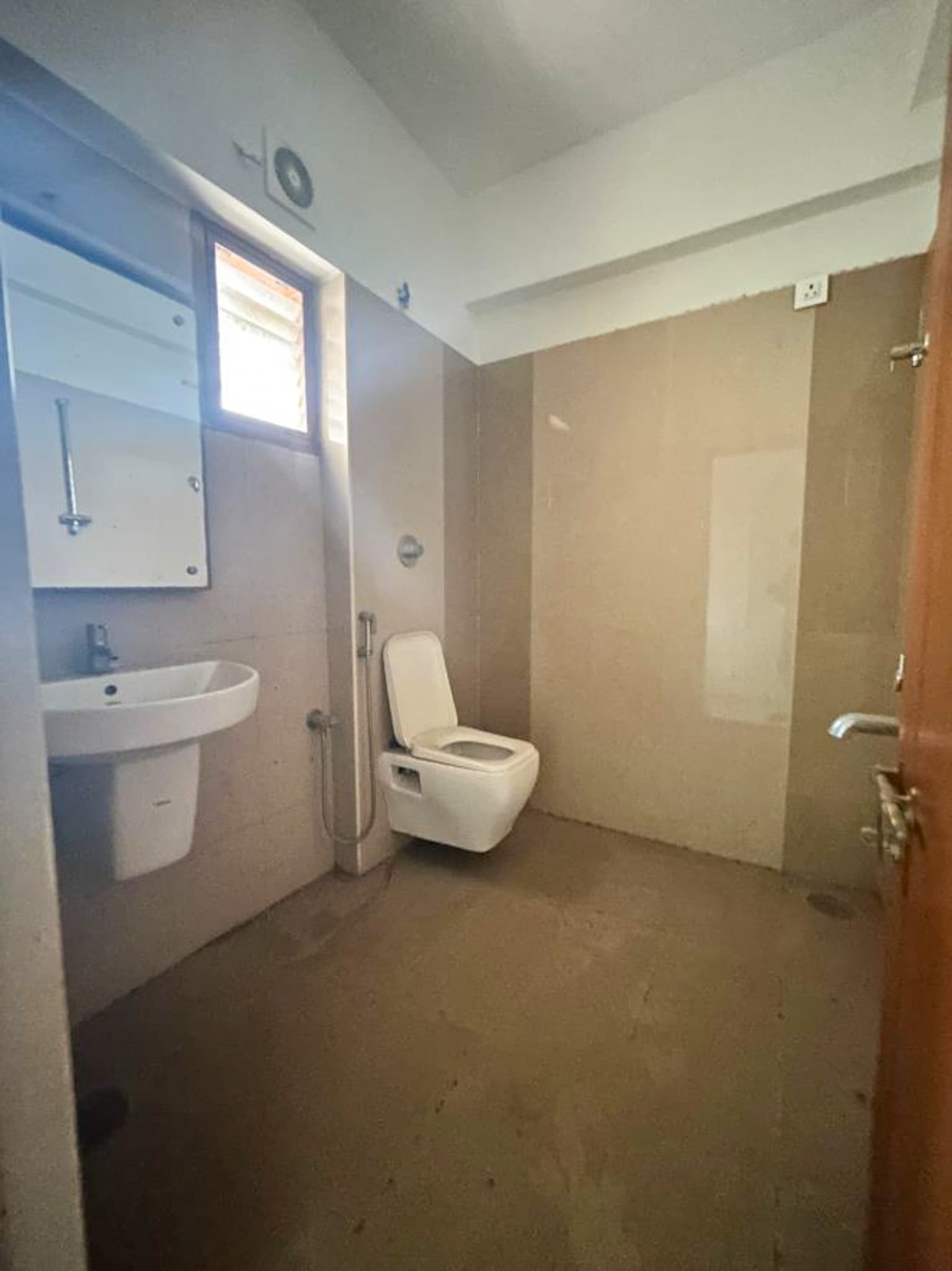 Property Photos 9