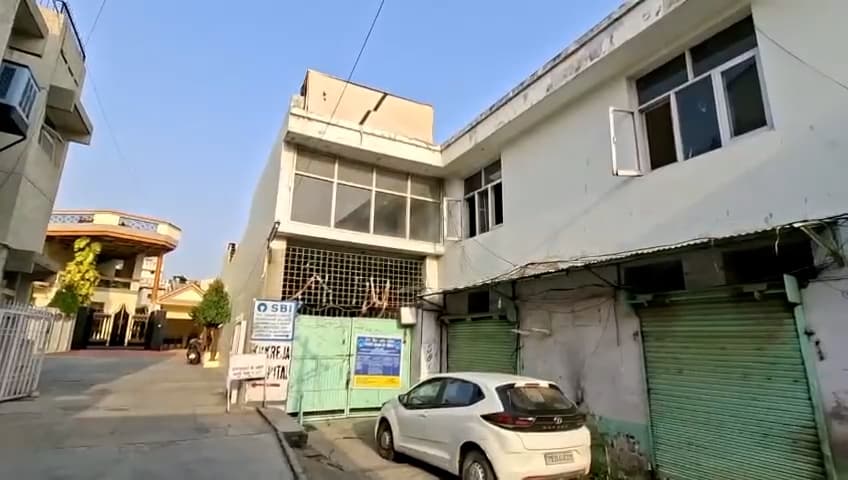 Property Photos 6