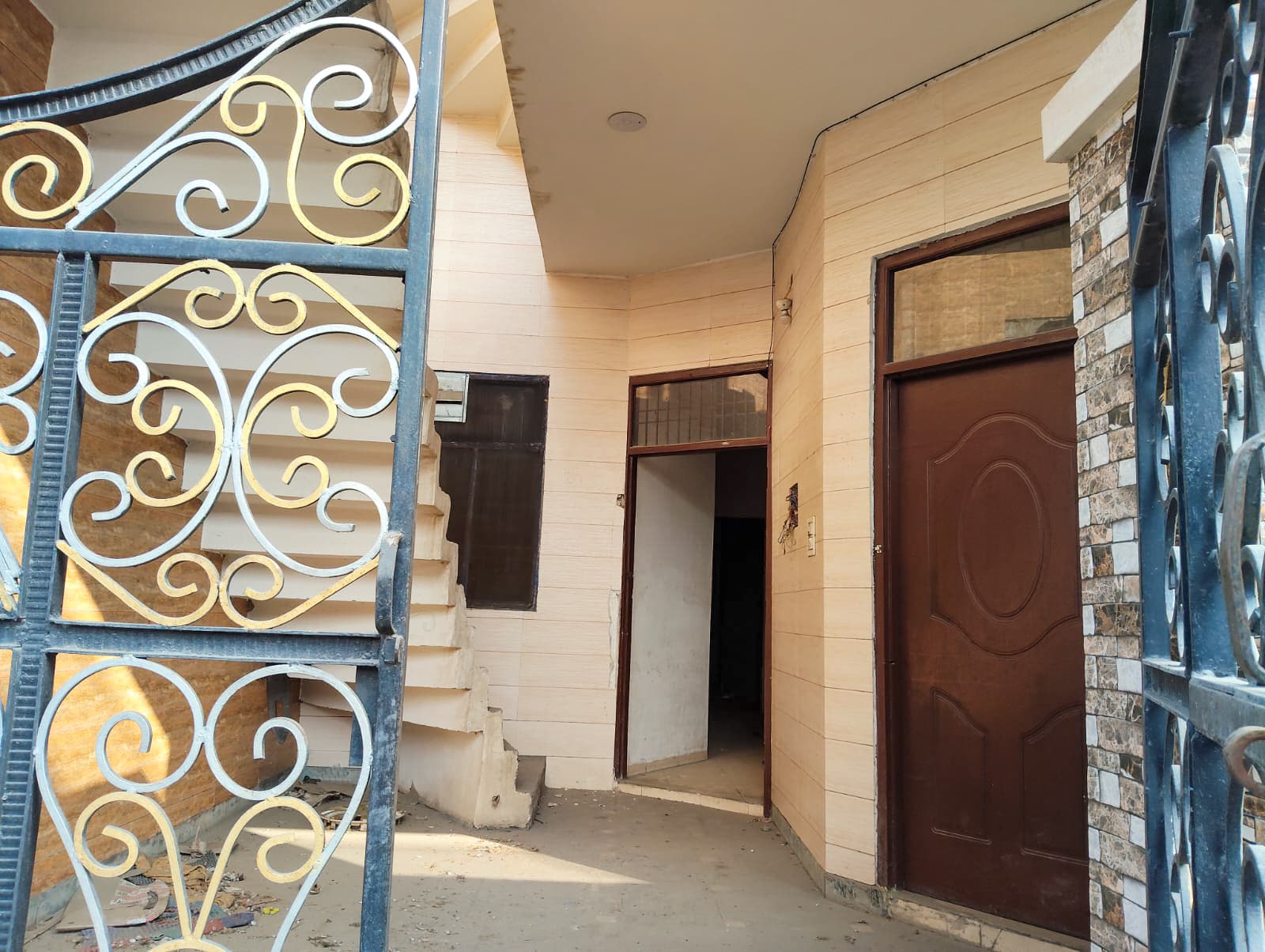 Property Photos 25