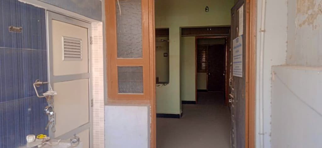 Property Photos 9