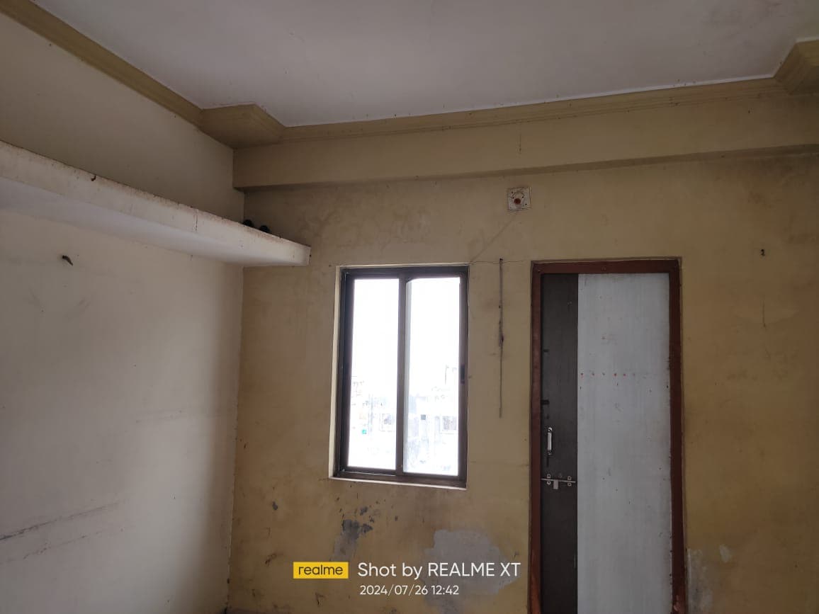 Property Photos 7