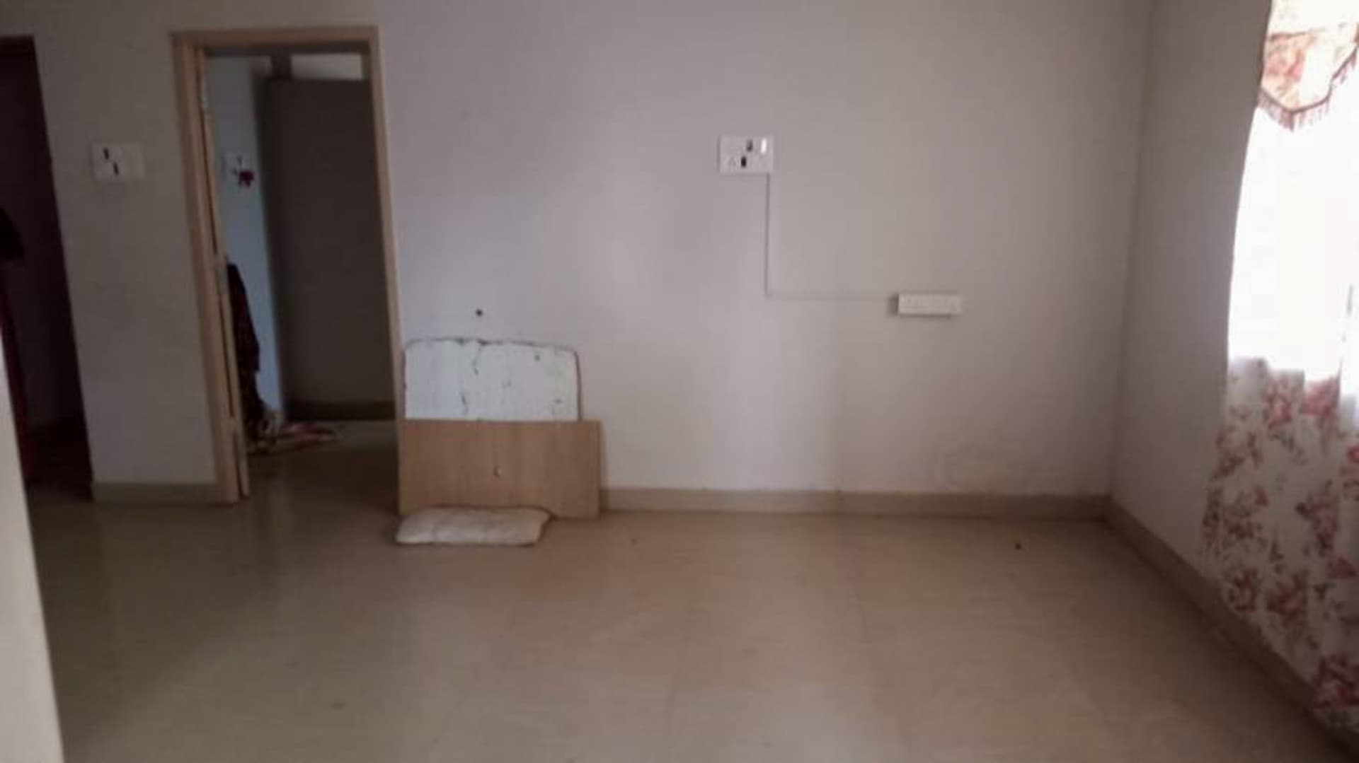 Property Photos 16