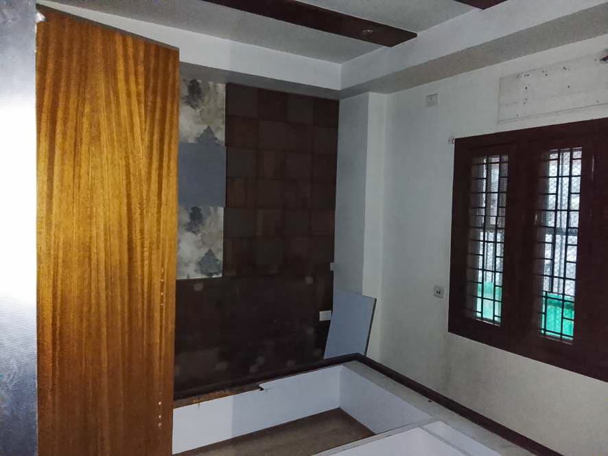 Property Photos 12