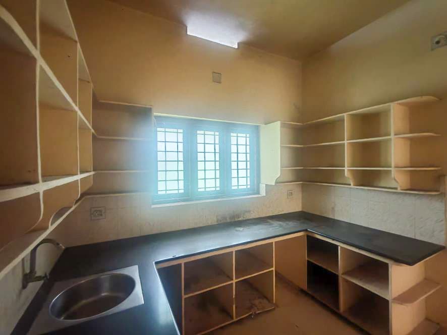 Property Photos 28