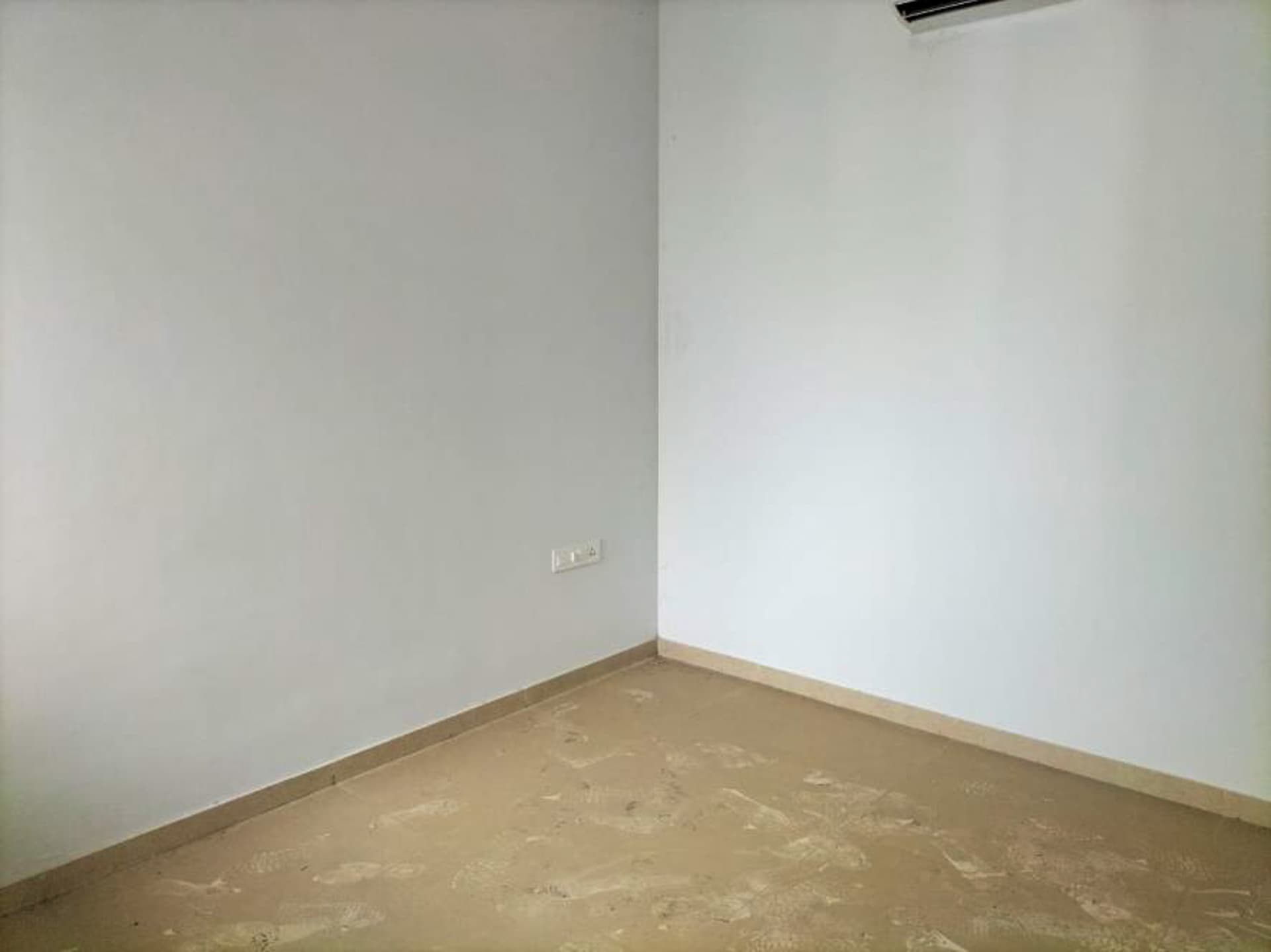 Property Photos 9