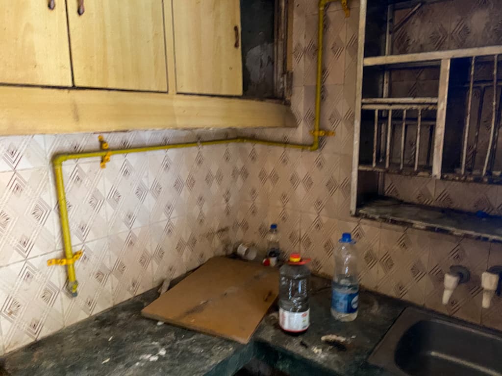 Property Photos 28