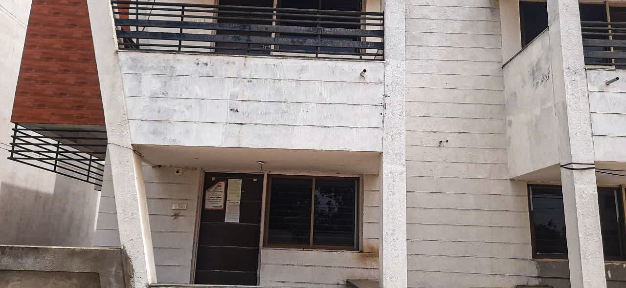 Property Photos 6