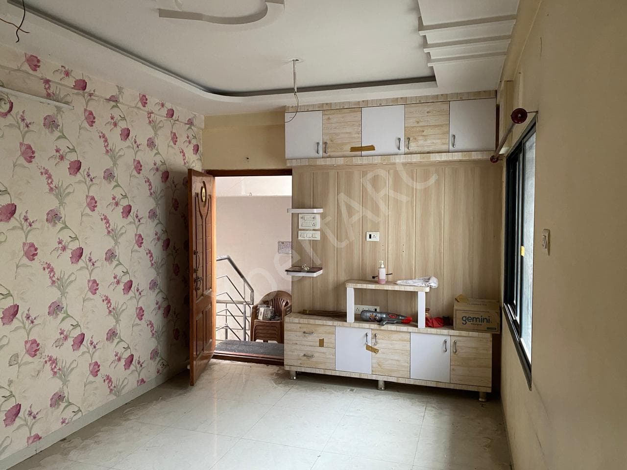 Property Photos 8