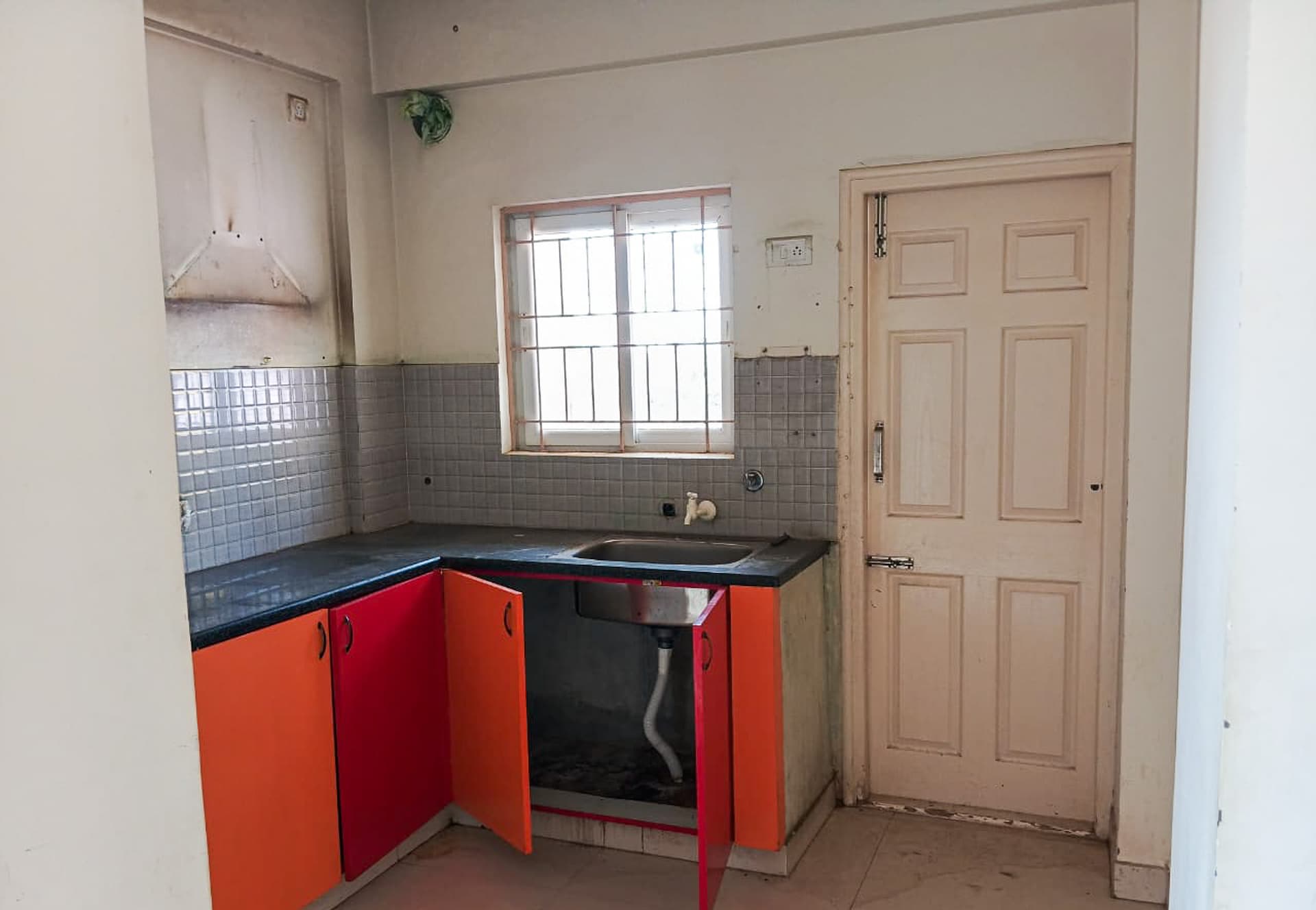 Property Photos 8
