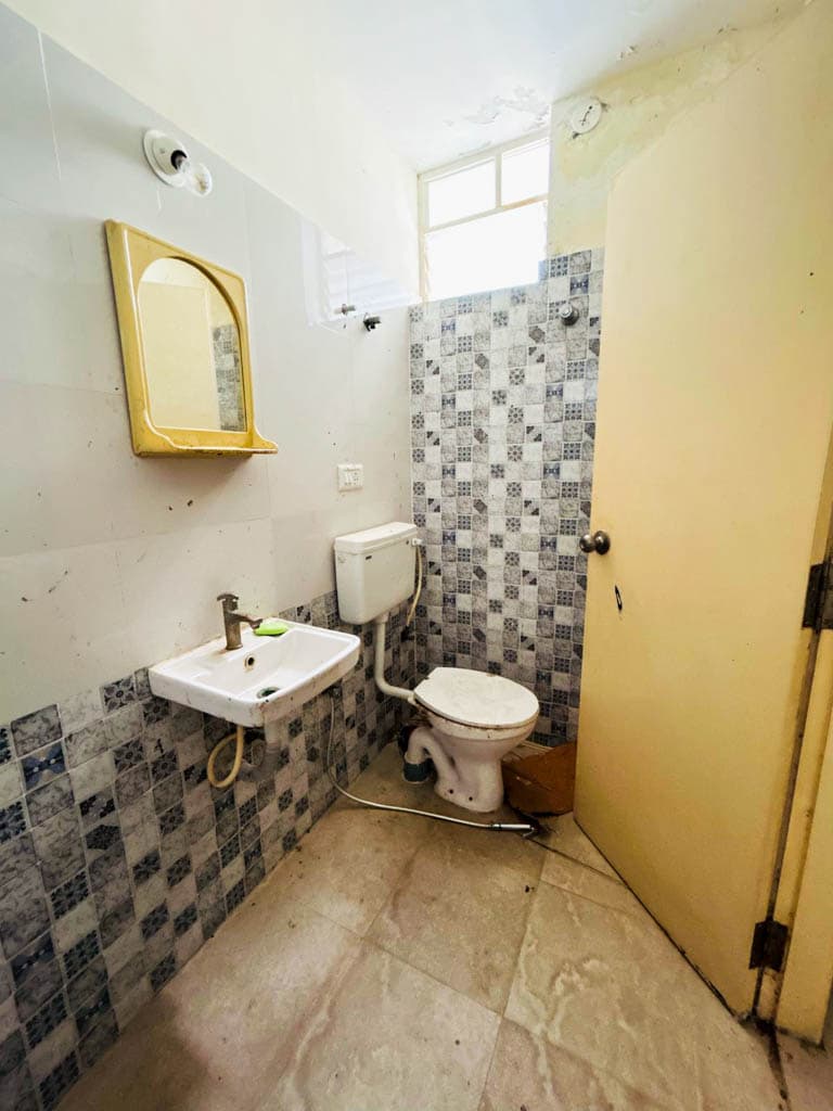 Property Photos 6