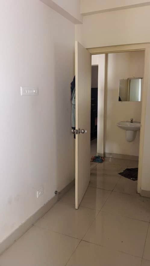 Property Photos 9