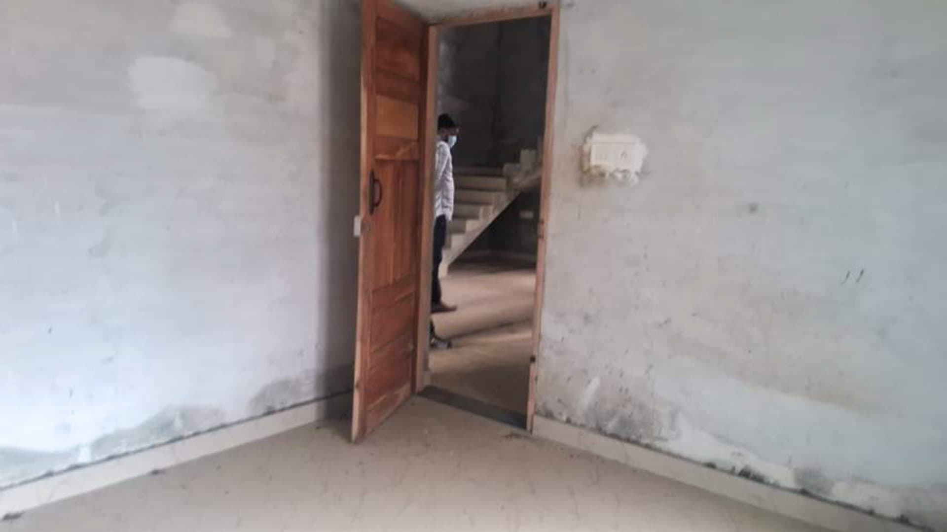 Property Photos 9