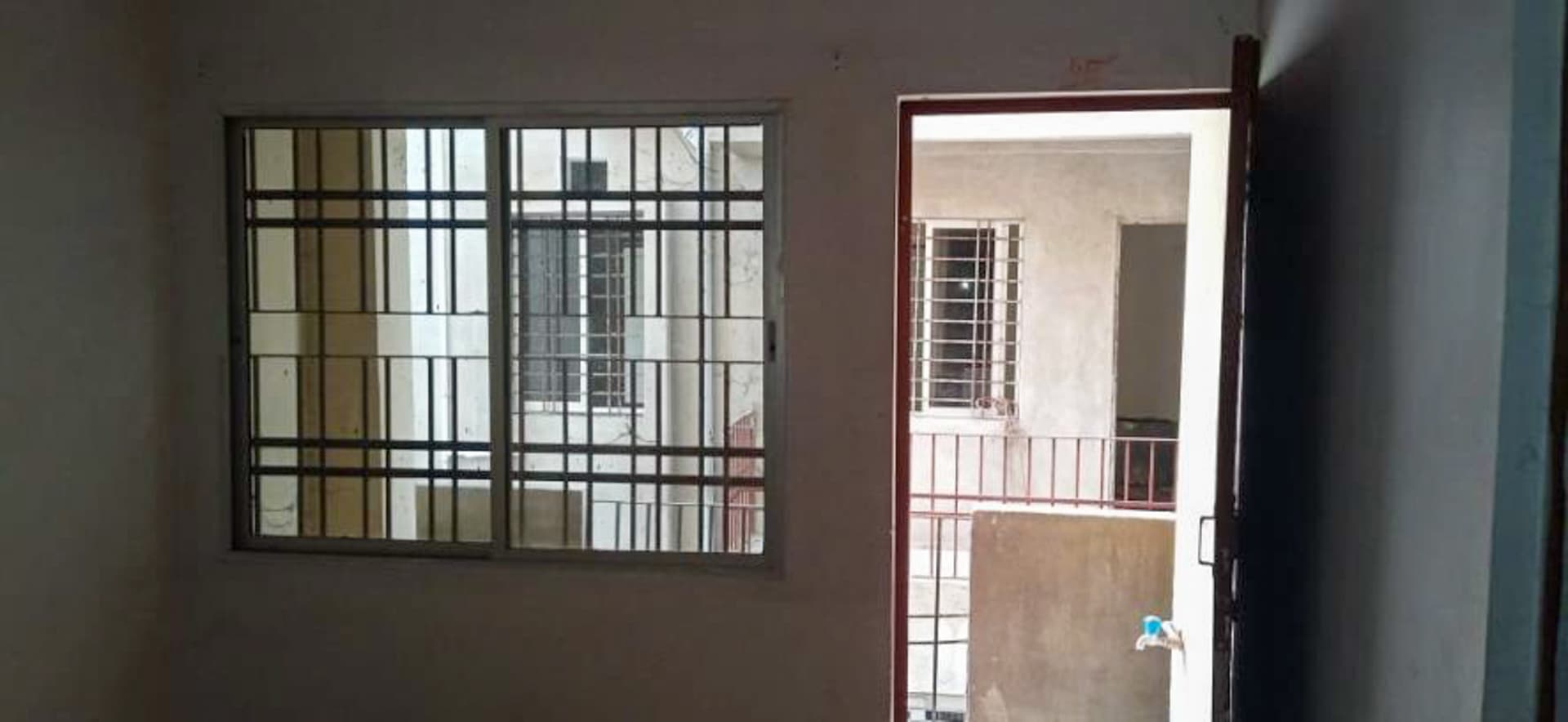 Property Photos 23