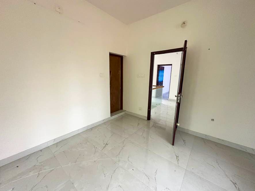 Property Photos 5