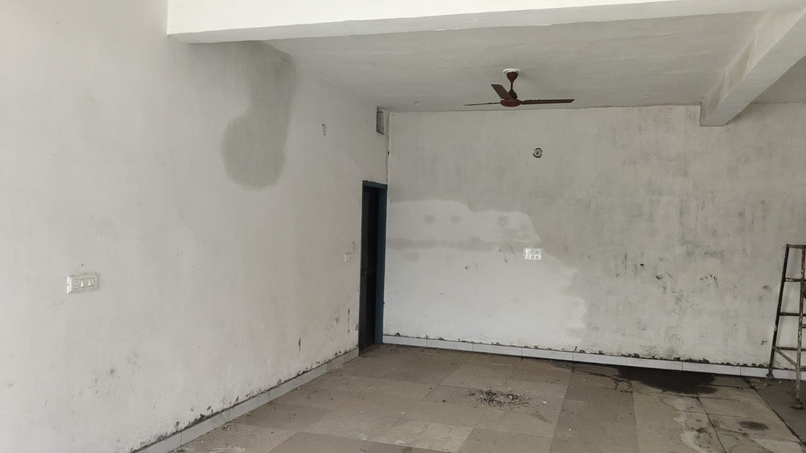 Property Photos 8