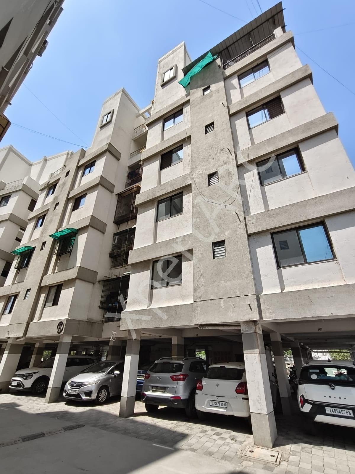 Property Photos 5